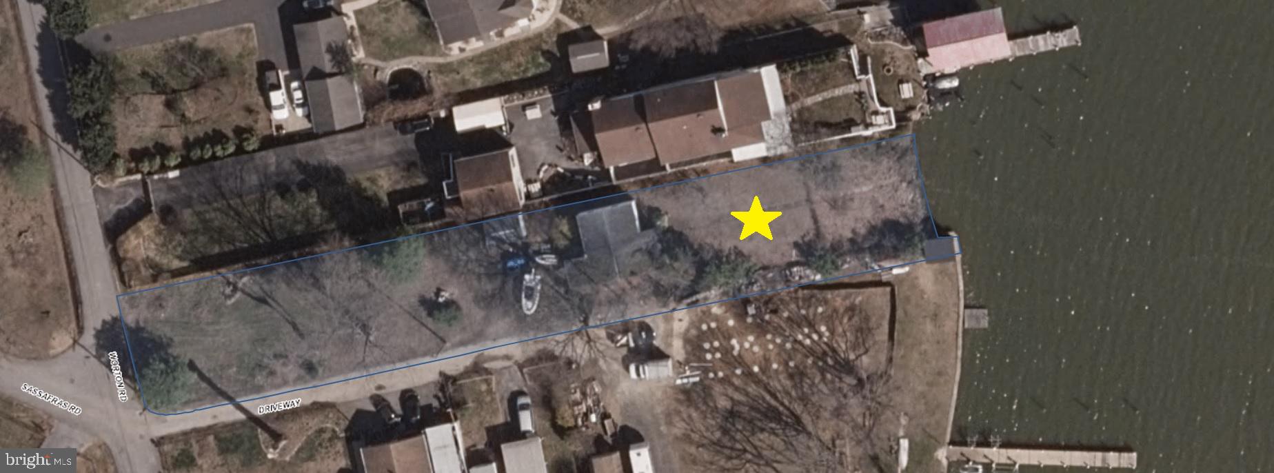 343 Worton Road Essex, MD 21221 - Photo 5 of 17 Aerial View (Lot Lines Approximate)