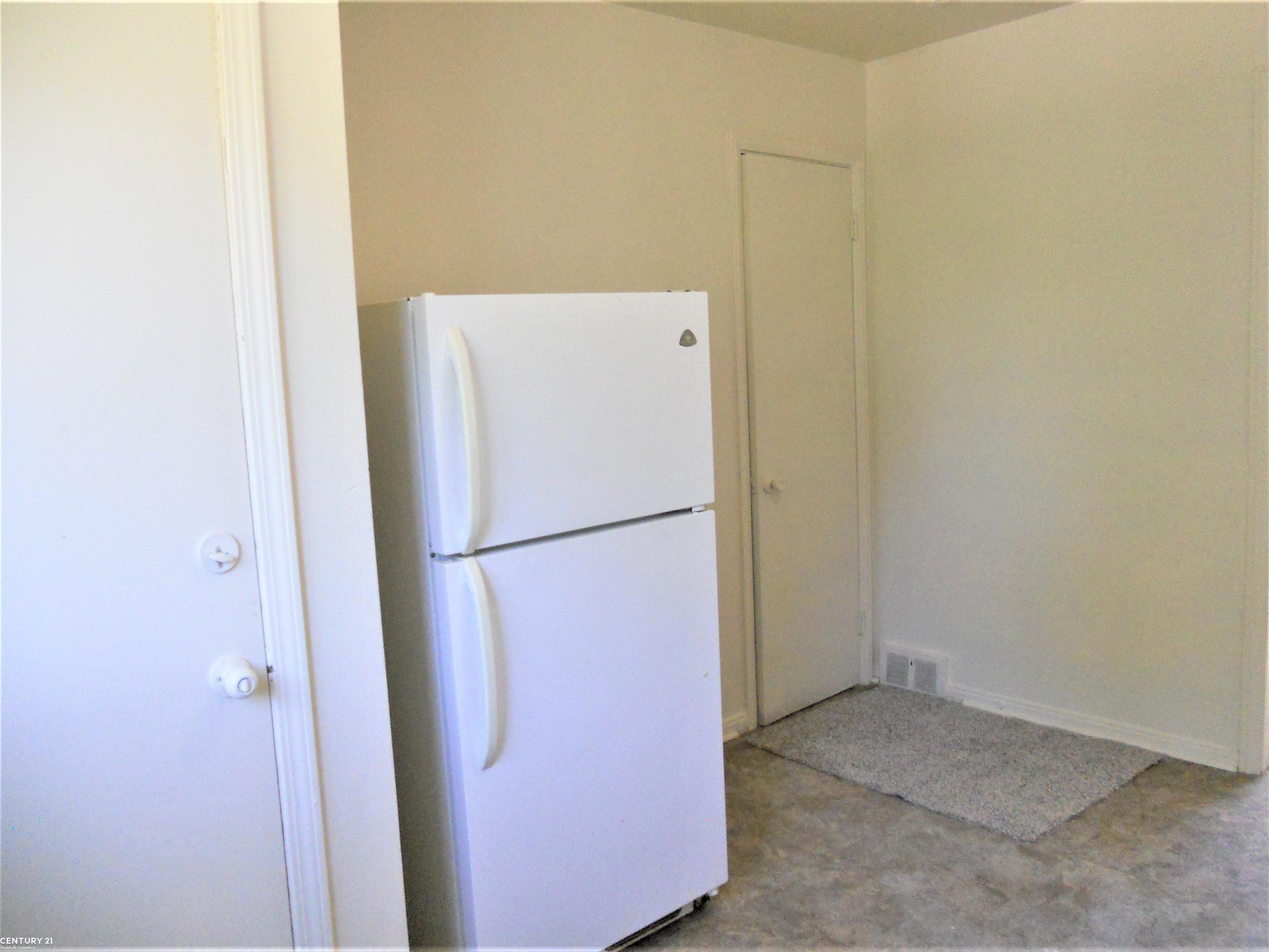 17455 East Eleven Mile Road, Unit A Roseville, MI 48066 - Photo 11 of 27