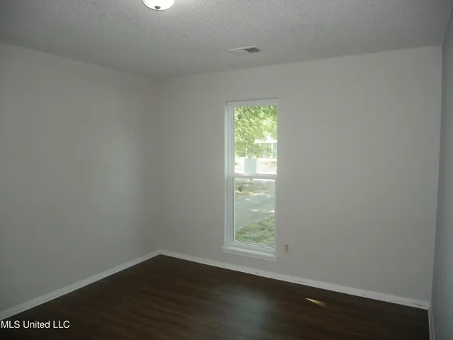 $1,295 | 3410 Greenway Drive, Horn Lake, MS 38637