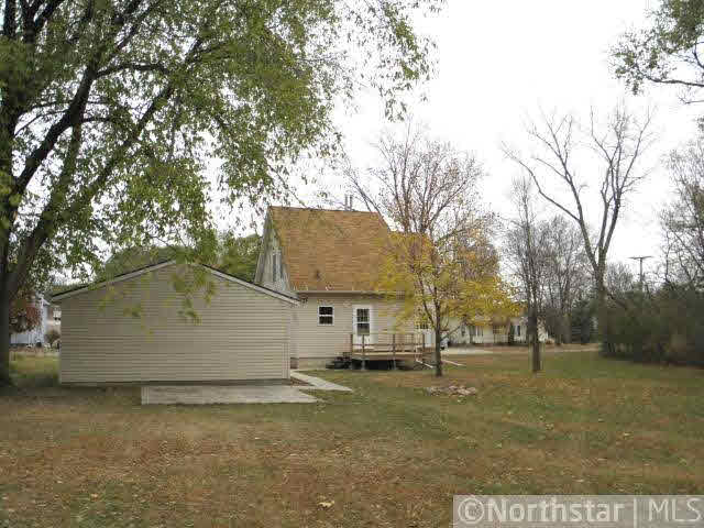 309 Lind Street Faribault, MN 55021 - Photo 3 of 14 Gallery Image 3