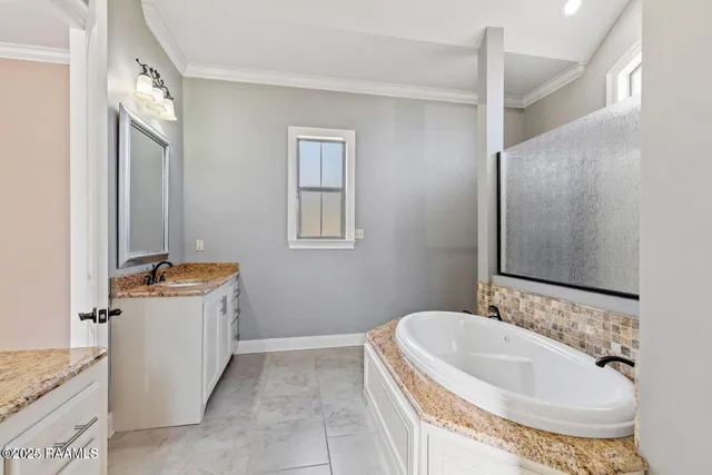 $2,000 | 216 Croft Row, Lafayette, LA 70503