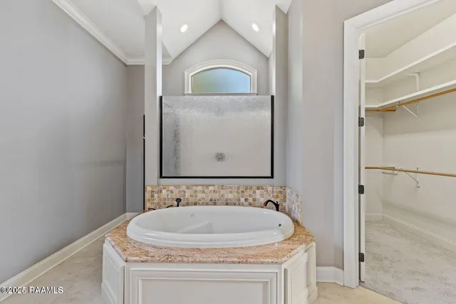 $2,000 | 216 Croft Row, Lafayette, LA 70503