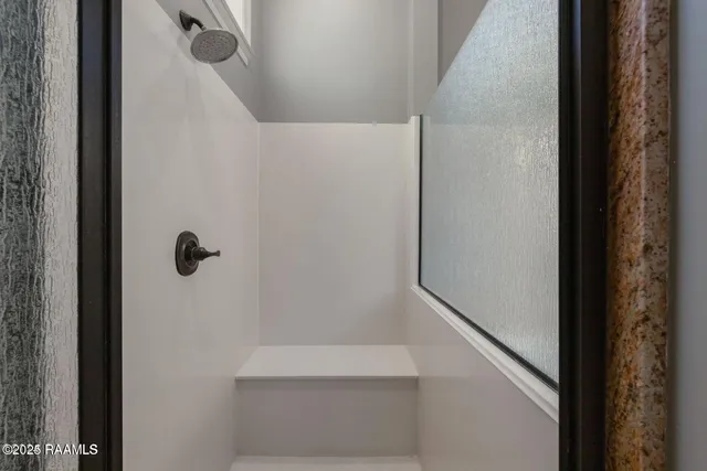 $2,000 | 216 Croft Row, Lafayette, LA 70503