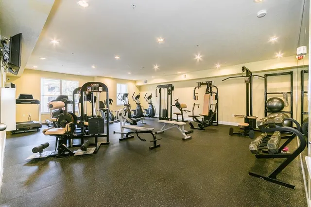 $218,000 | 8539 Gate Parkway West, Unit 431, Jacksonville, FL 32216