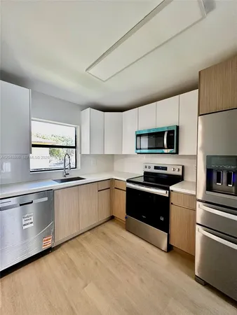 $2,500 | 2540 West 67th Place, Unit 20228, Hialeah, FL 33016