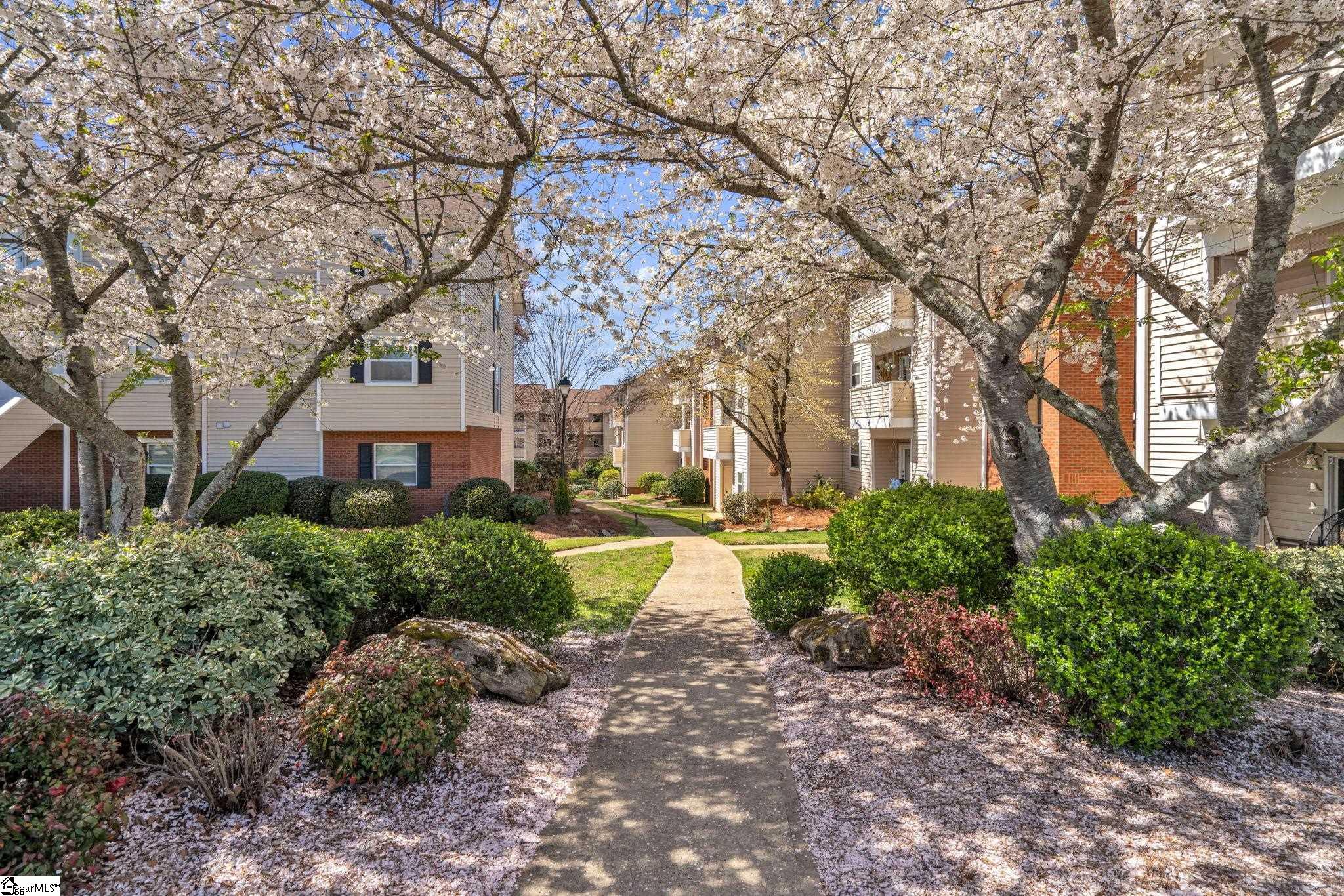 2601 Duncan Chapel Road, Unit B202 Greenville, SC 29617 - Photo 20 of 28