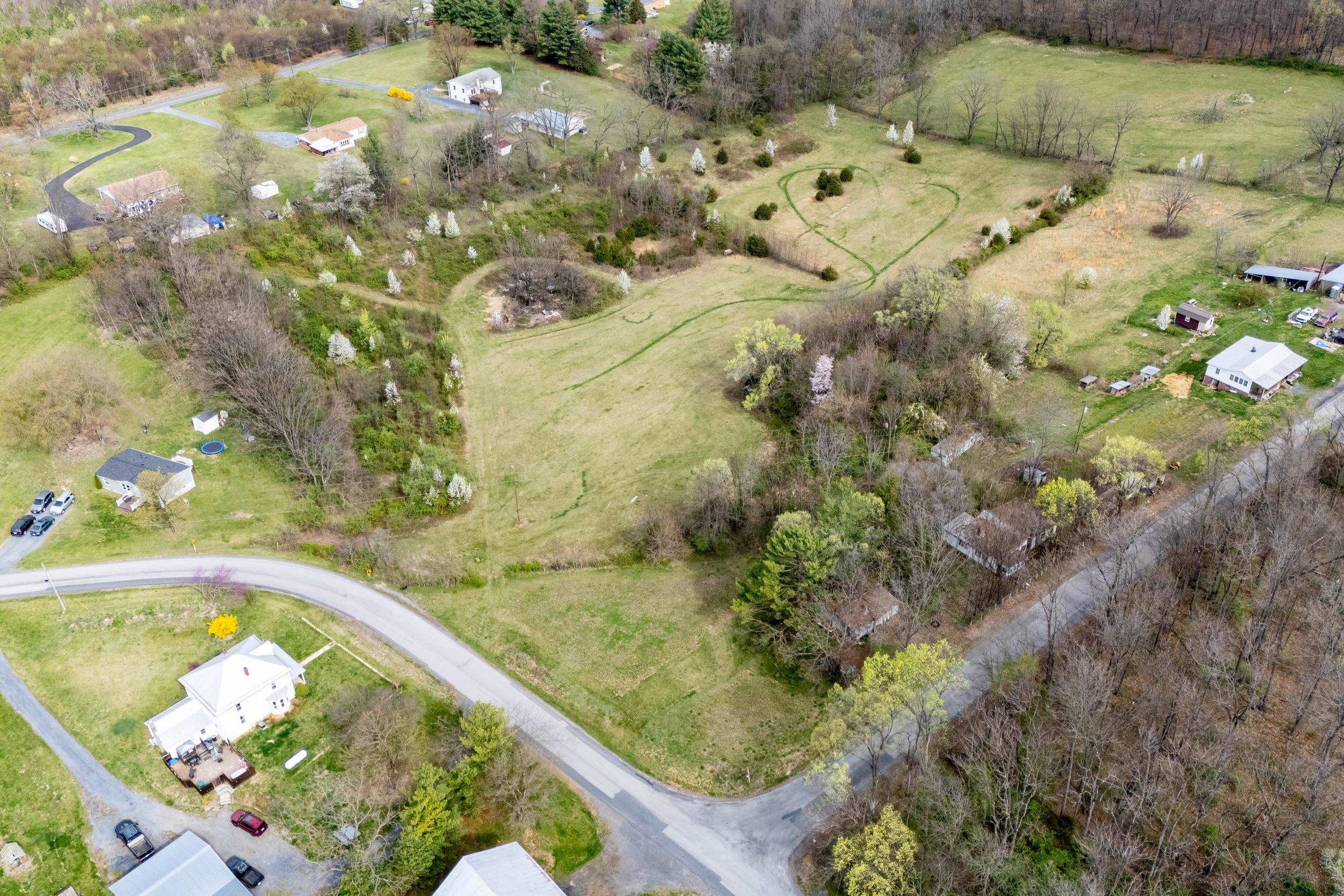 12039 Hupp Road Broadway, VA 22815 - Photo 2 of 22