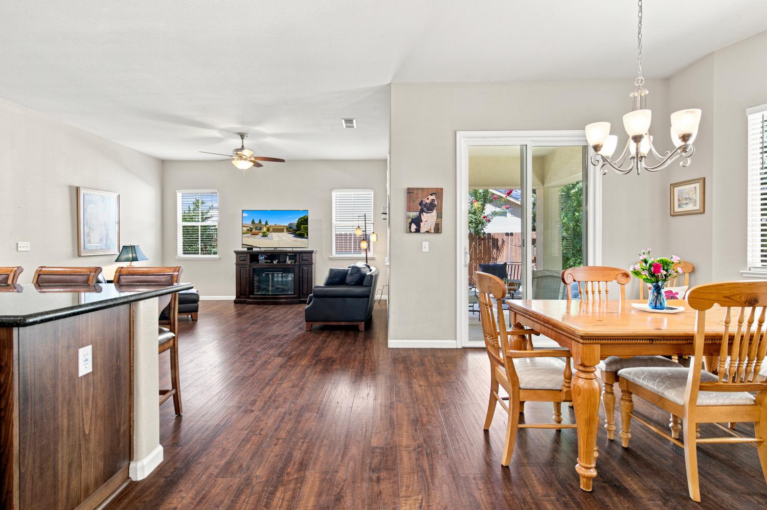 671 Cathedral Way Tracy, CA 95304 - Photo 28 of 38
