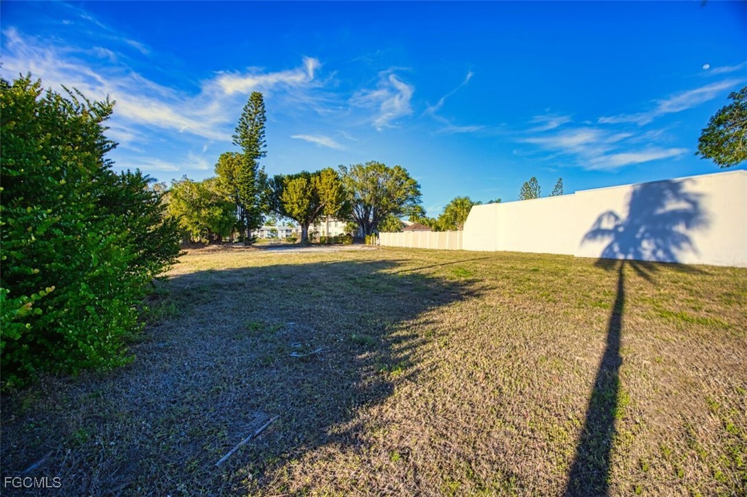 11780 Iona Road Fort Myers, FL 33908 - Photo 16 of 17