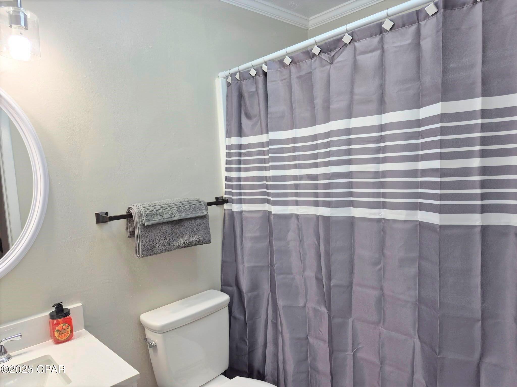 1850 North Holmes Creek Road Graceville, FL 32440 - Photo 11 of 16