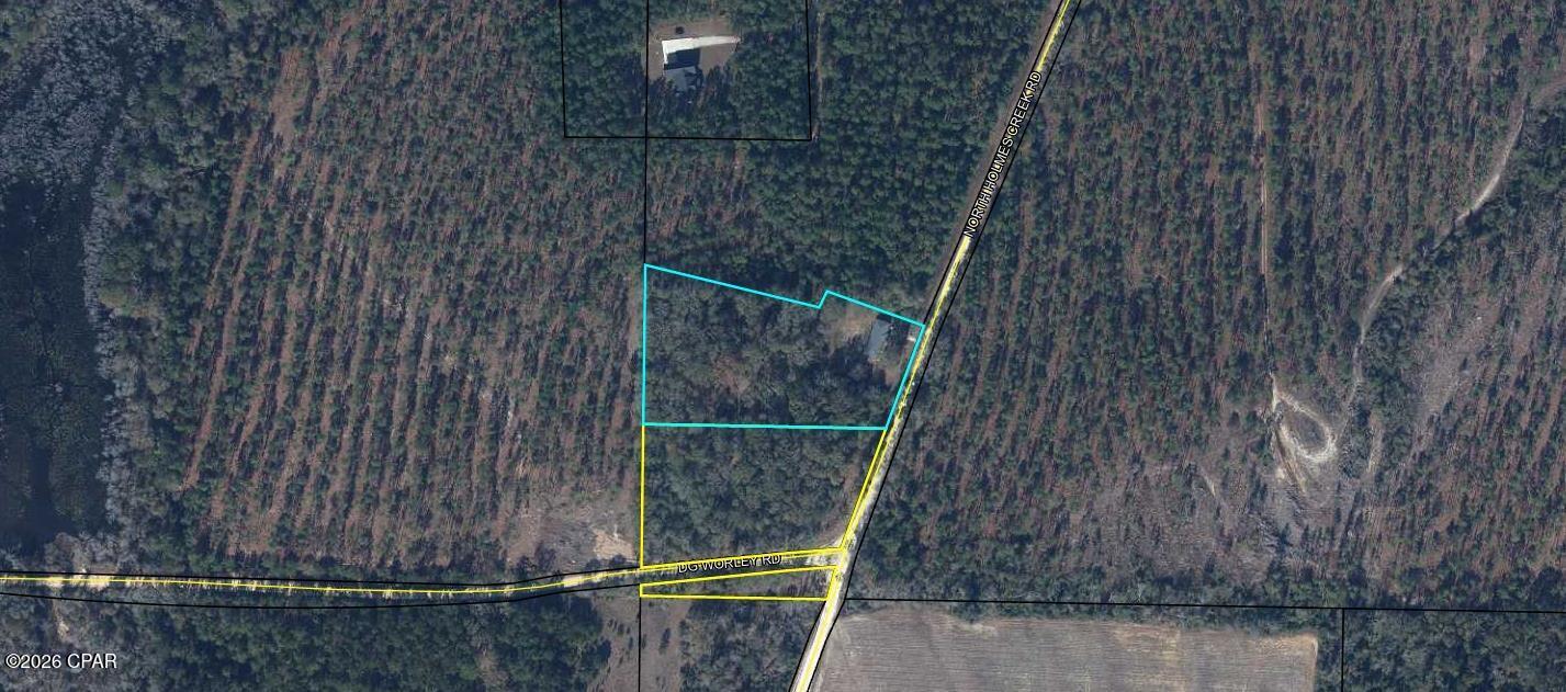 1850 North Holmes Creek Road Graceville, FL 32440 - Photo 2 of 16