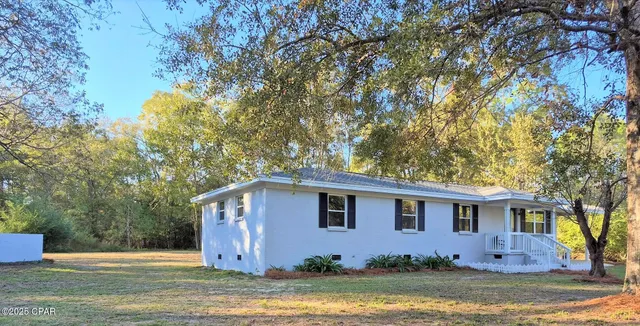 $235,000 | 1850 North Holmes Creek Road, Graceville, FL 32440