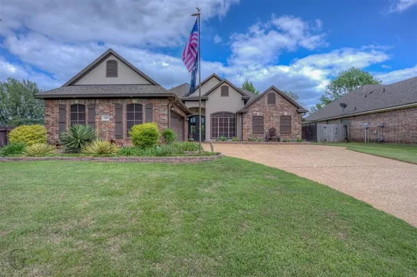 $314,000 | 201 Ixworth Avenue, Bossier City, LA 71111