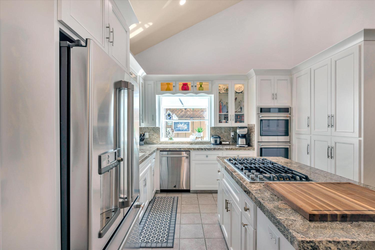 1412 Seneca Place Modesto, CA 95358 - Photo 17 of 62