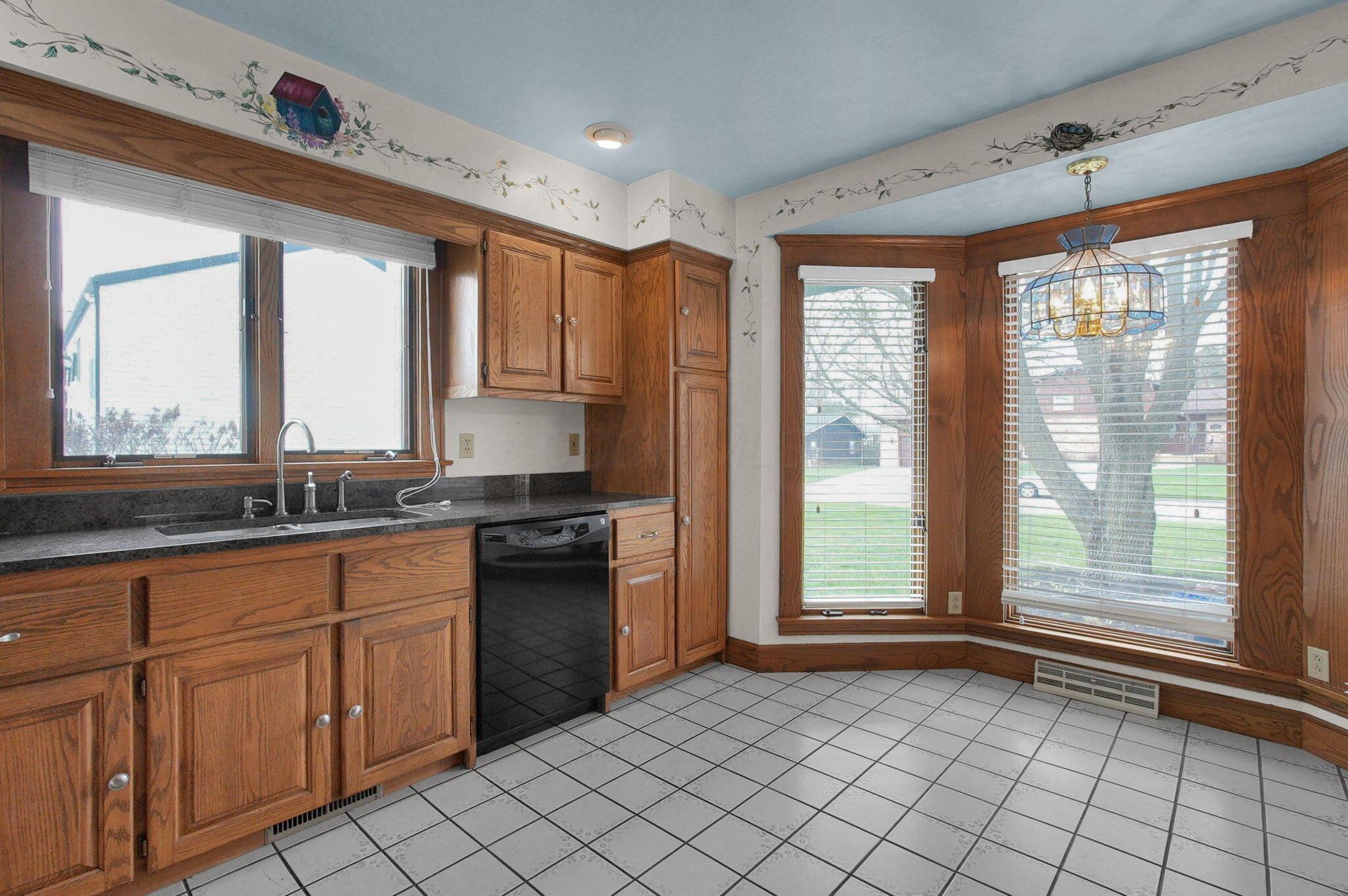 776 South Hampton Road Newark, OH 43055 - Photo 9 of 43 9-web-or-mls-776-s-hampton-rd