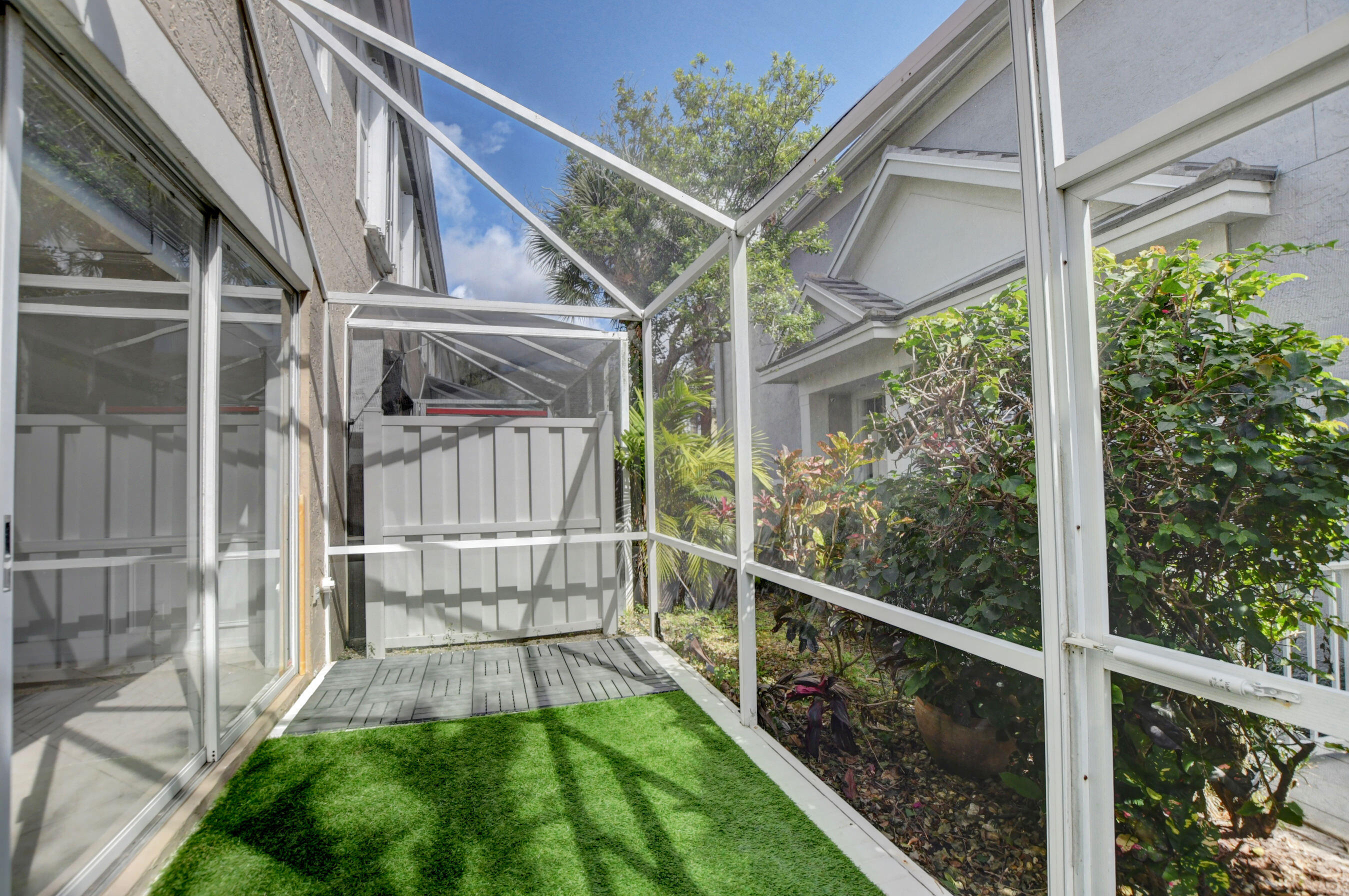 5444 Grand Park Place Boca Raton, FL 33431 - Photo 19 of 45 PATIO