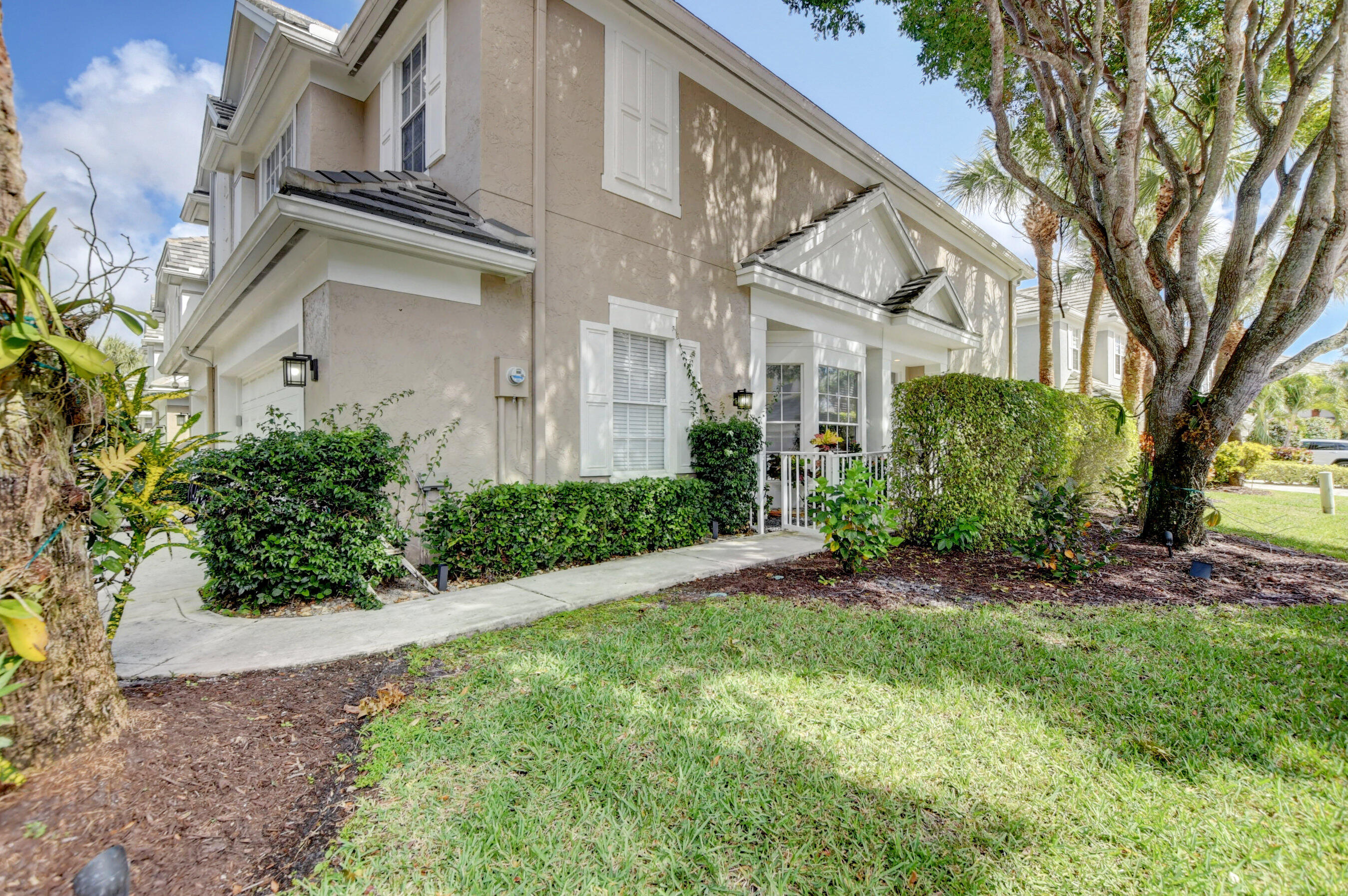 5444 Grand Park Place Boca Raton, FL 33431 - Photo 3 of 45 03_ebf_2442and4more