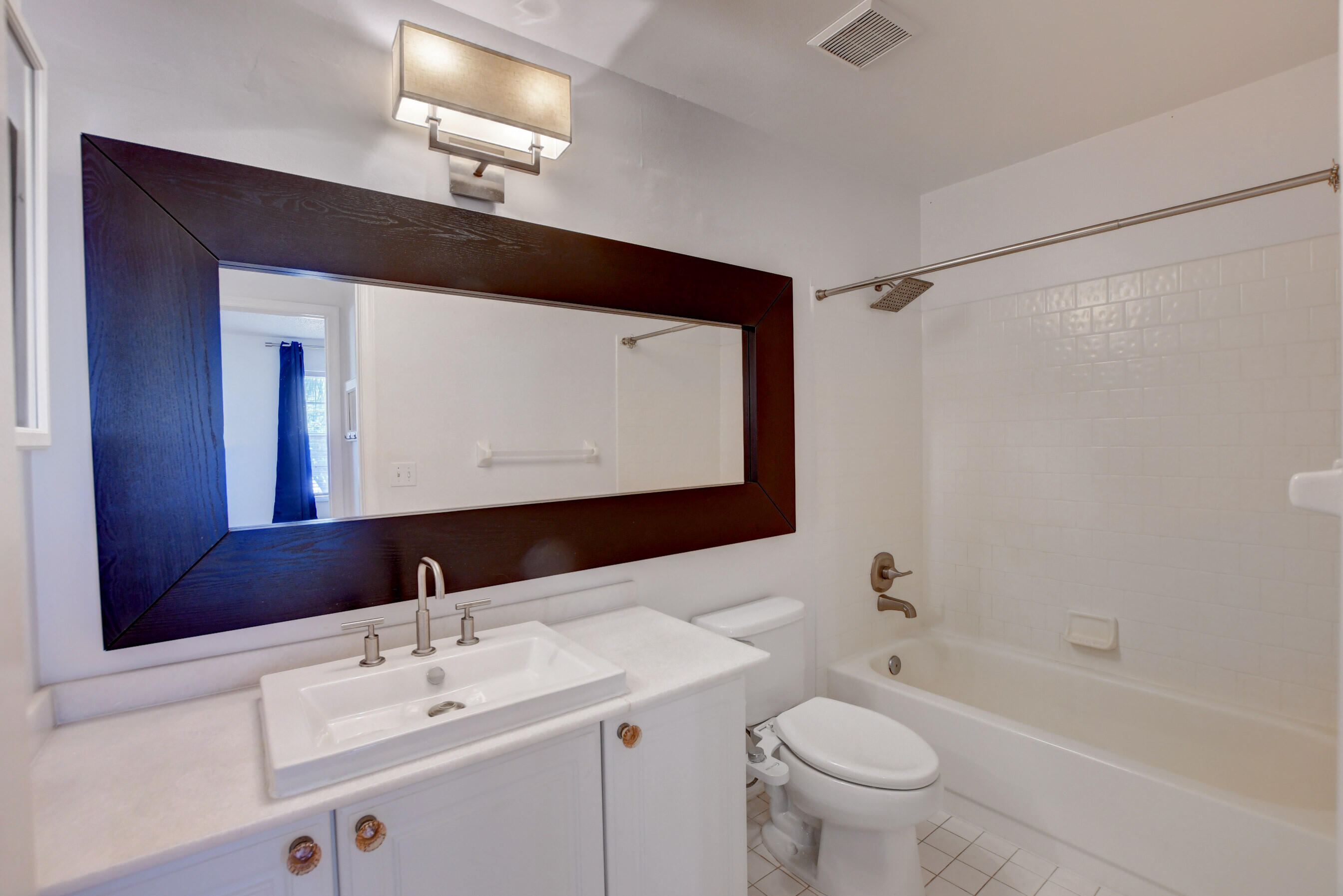 5444 Grand Park Place Boca Raton, FL 33431 - Photo 35 of 45 GUEST BATH