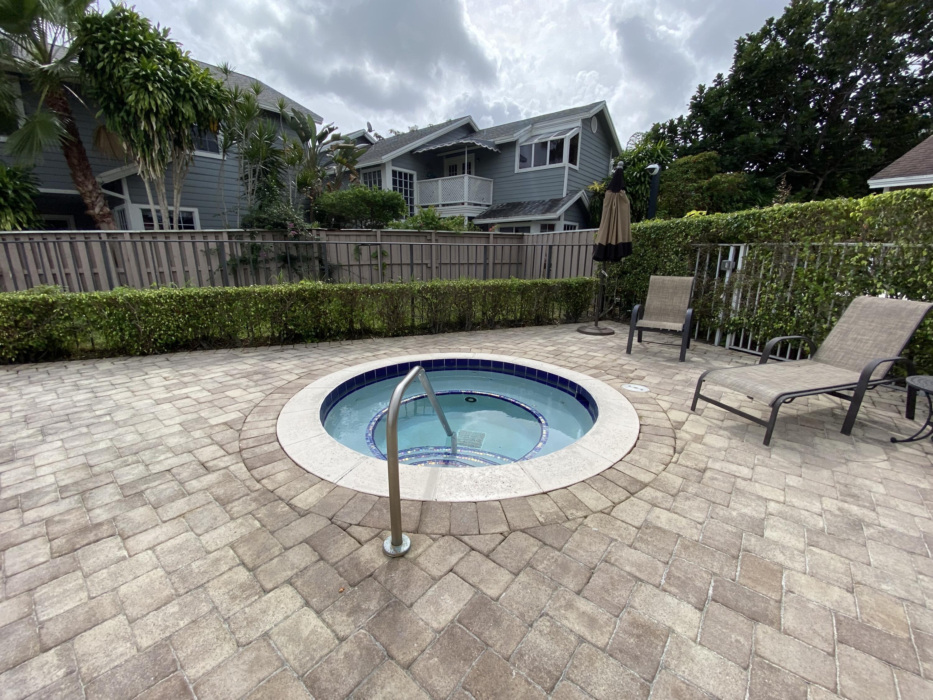 5444 Grand Park Place Boca Raton, FL 33431 - Photo 43 of 45 JACUZZI