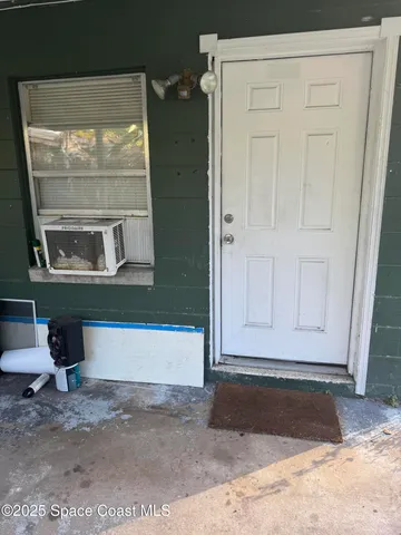 $1,020 | 358 Palm Avenue, Cocoa, FL 32922