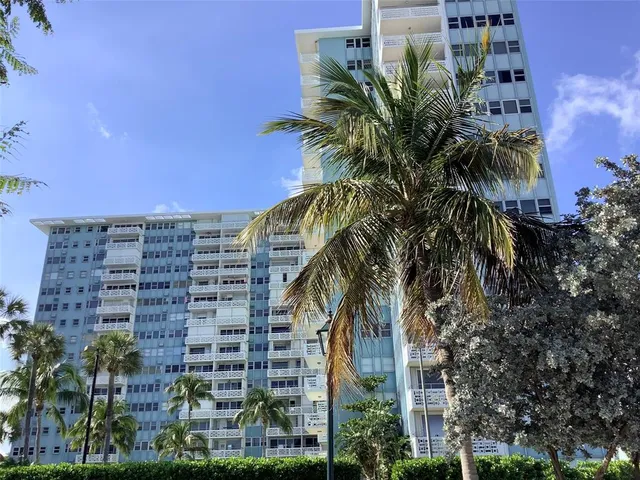 $285,000 | 1900 South Ocean Drive, Unit 1503, Fort Lauderdale, FL 33316