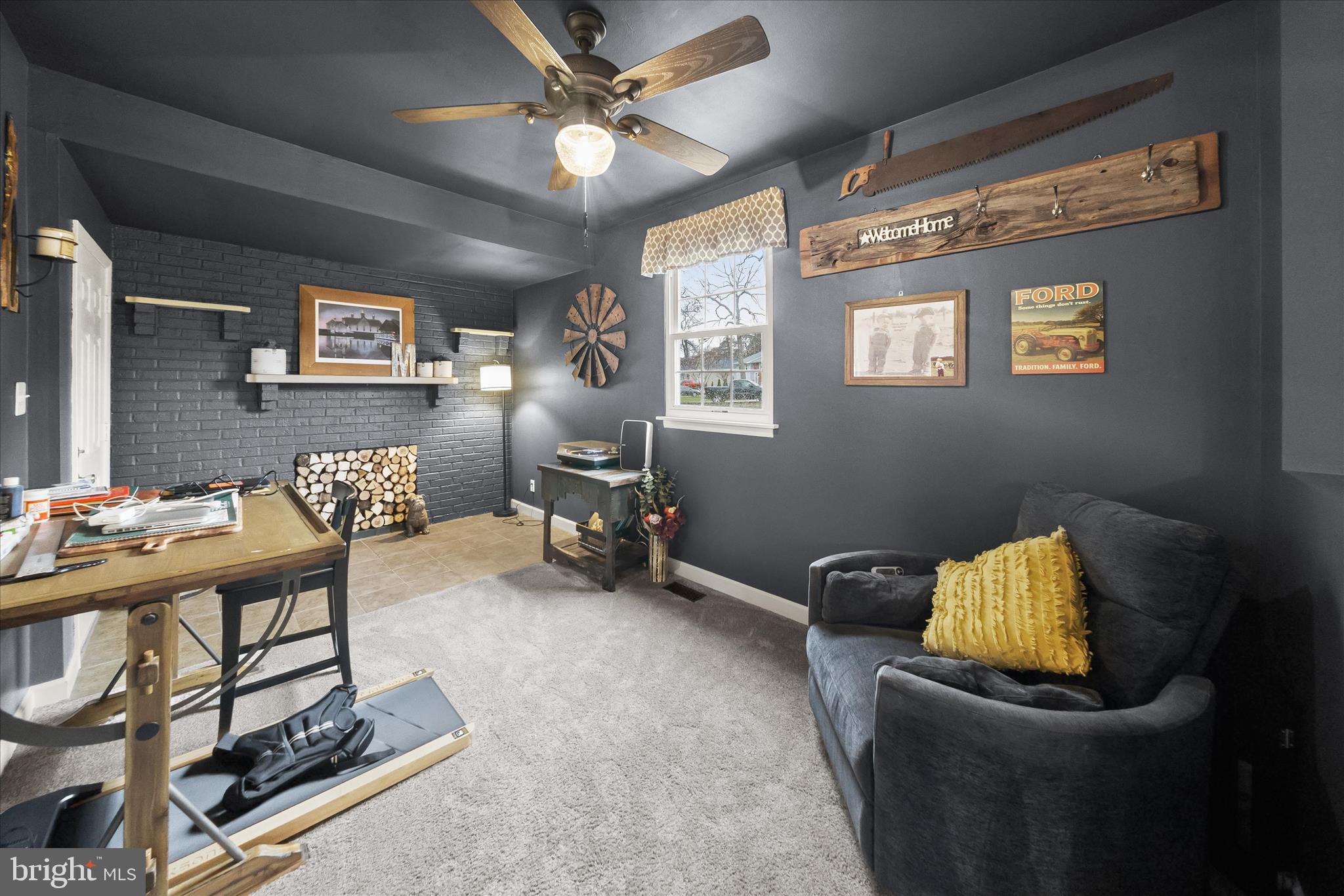 7905 East Riverside Drive Pasadena, MD 21122 - Photo 16 of 42 Family Room