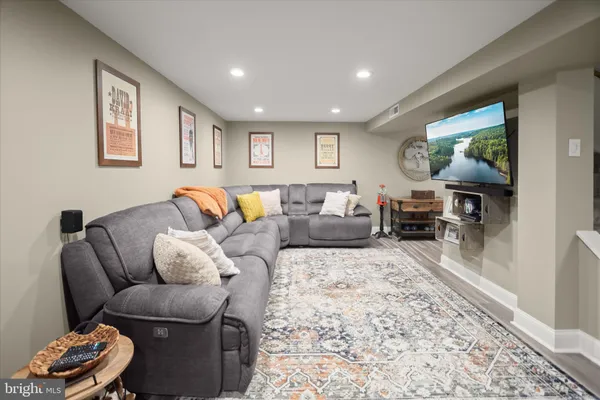 $550,000 | 7905 East Riverside Drive, Pasadena, MD 21122