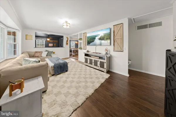 $550,000 | 7905 East Riverside Drive, Pasadena, MD 21122