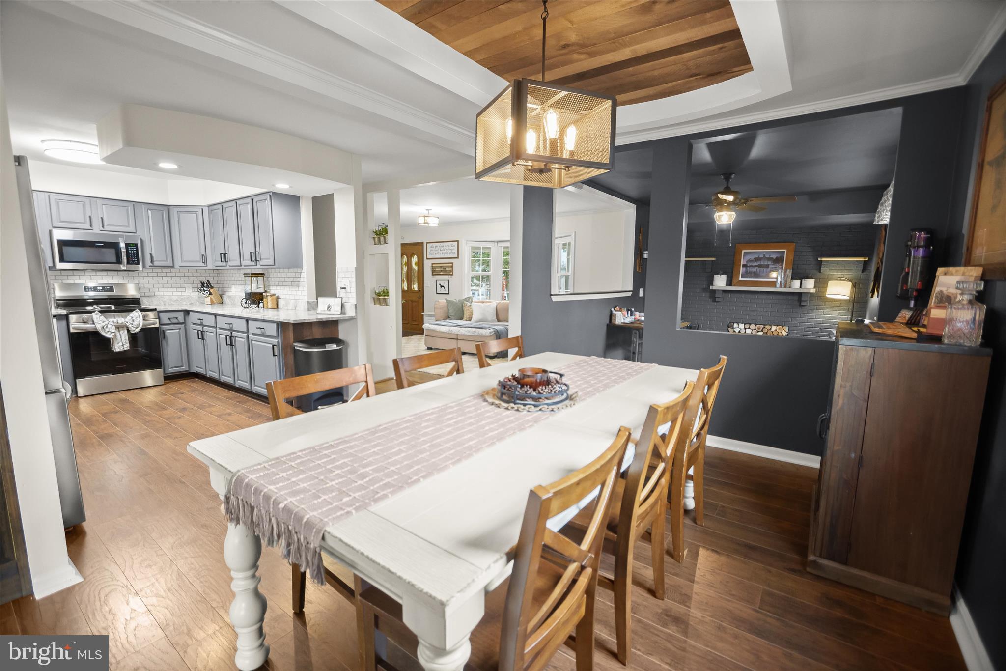 7905 East Riverside Drive Pasadena, MD 21122 - Photo 10 of 42 Dining Room