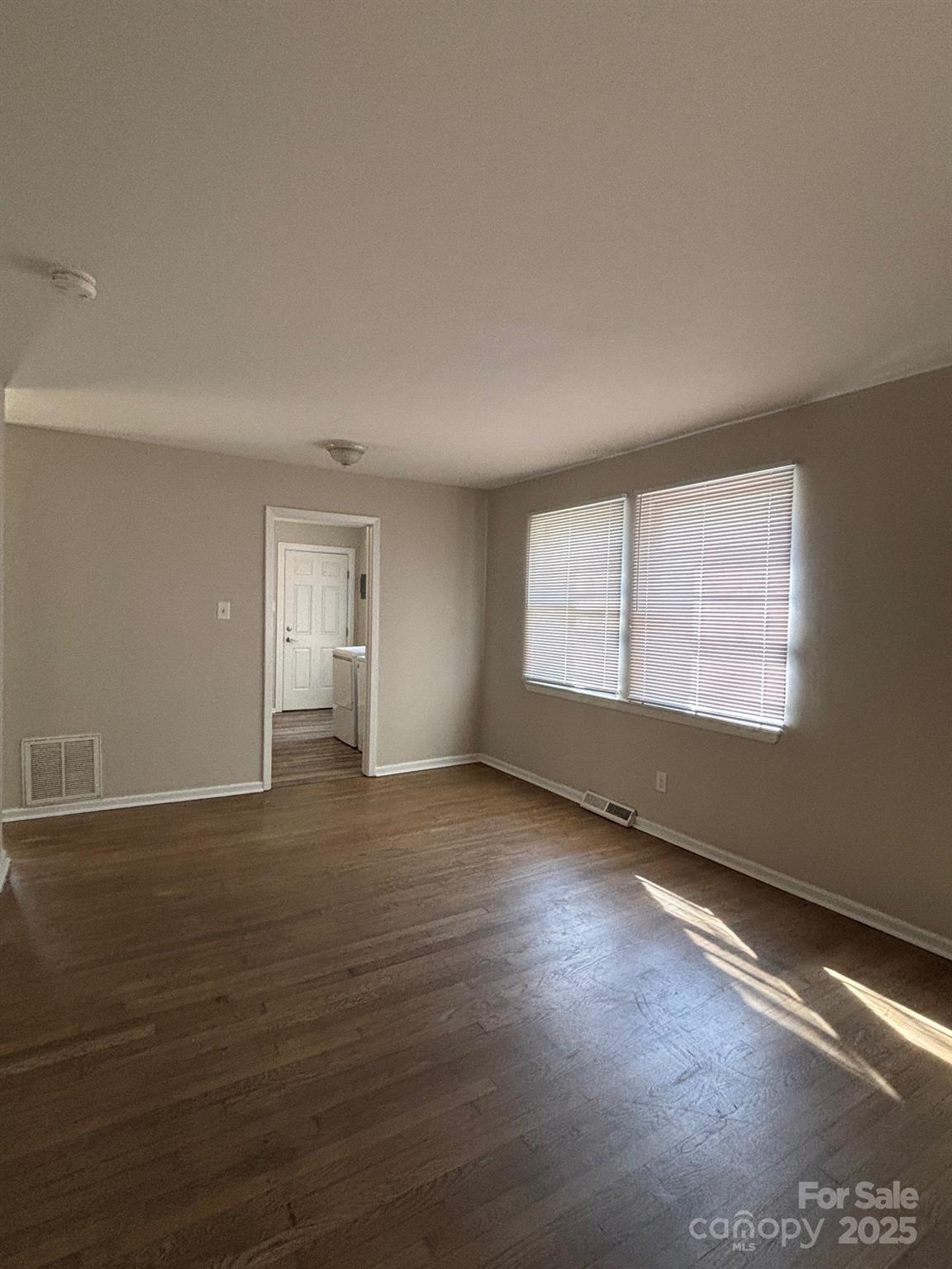 3125 Marlborough Road Charlotte, NC 28208 - Photo 3 of 14