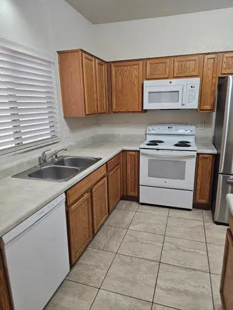 $1,750 | 814 West Cholla Street, Casa Grande, AZ 85122