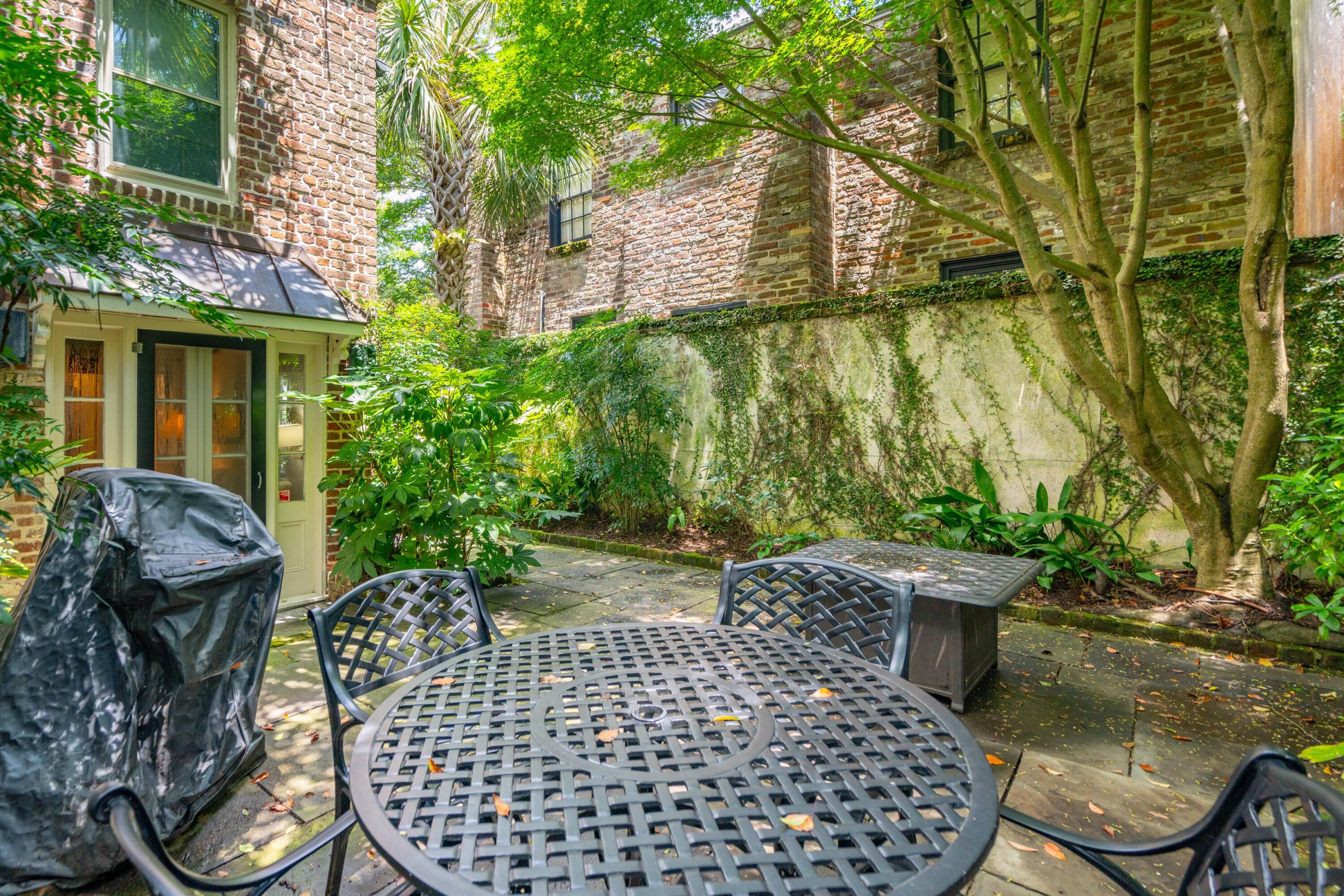 41 Tradd Street Charleston, SC 29401 - Photo 74 of 84 67