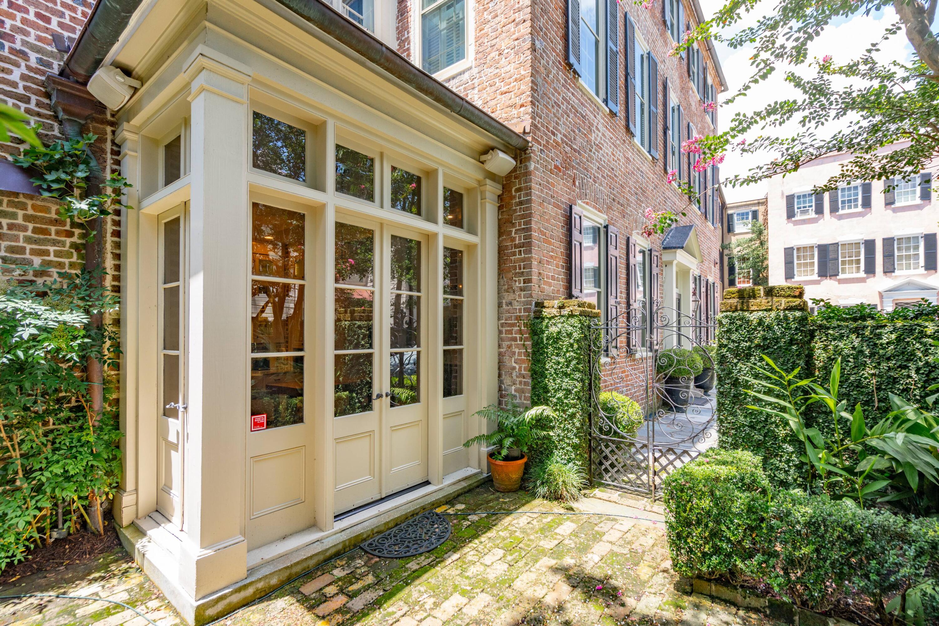 41 Tradd Street Charleston, SC 29401 - Photo 77 of 84 70