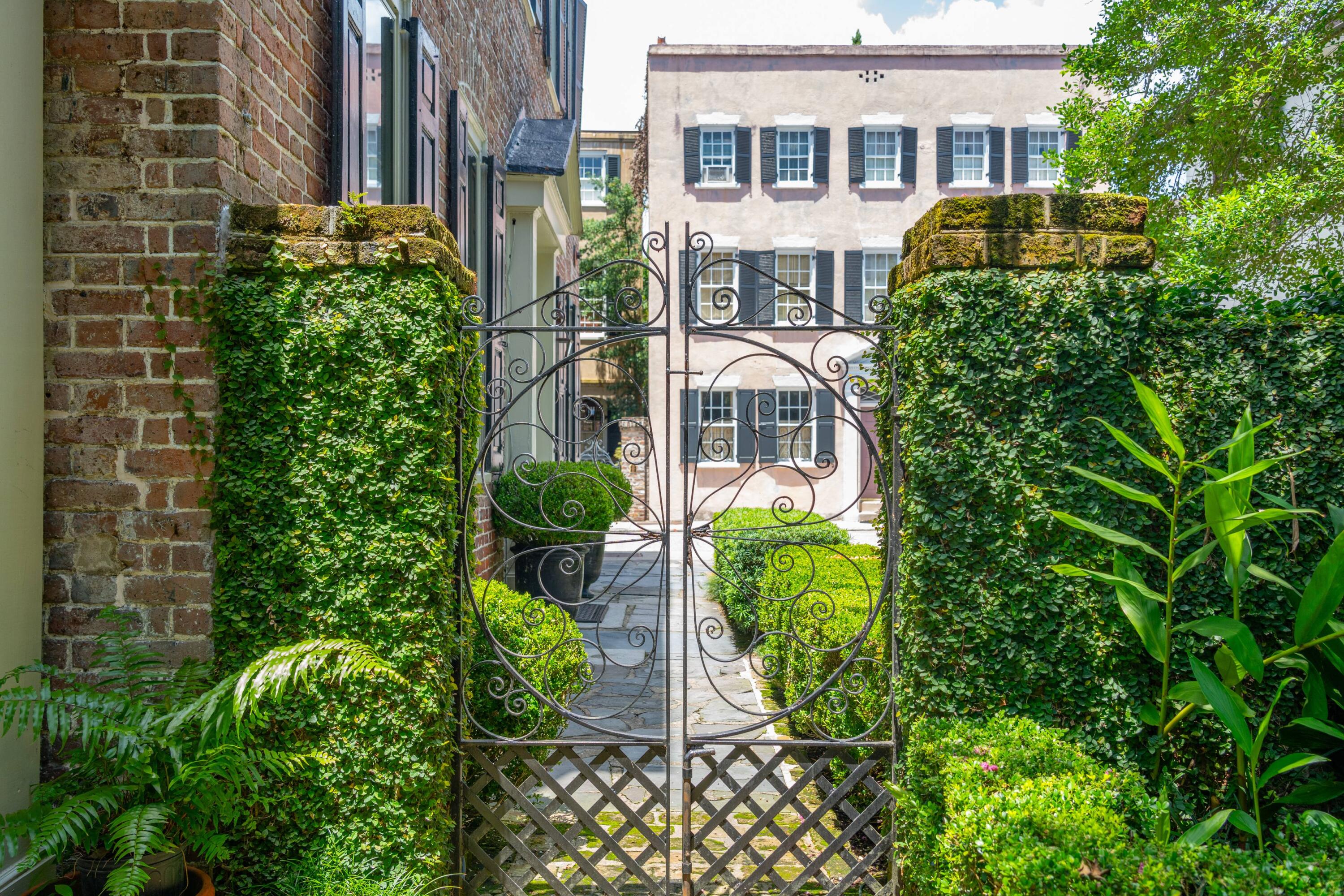 41 Tradd Street Charleston, SC 29401 - Photo 78 of 84 71