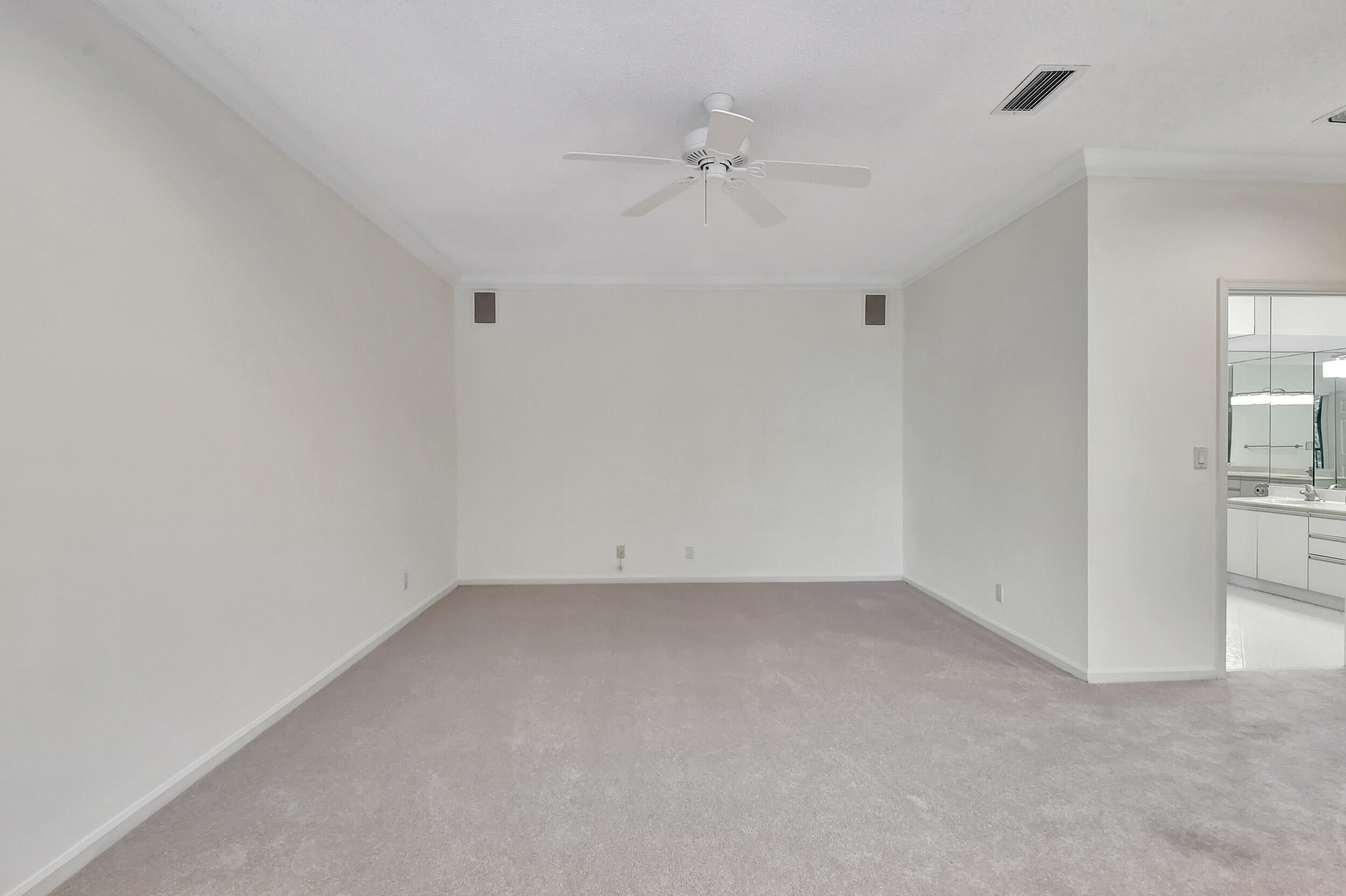 7628 Elm Ridge Drive, Unit 10U Boca Raton, FL 33433 - Photo 8 of 19 Master Bedroom & sitting area