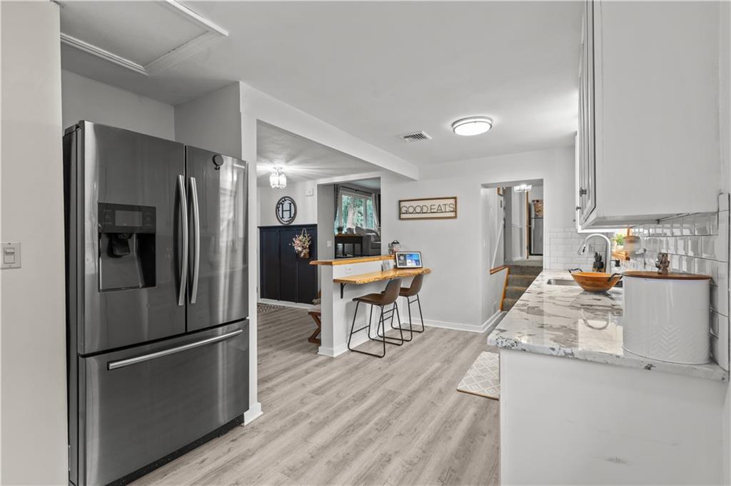 217 Westmont Road Pittsburgh, PA 15237 - Photo 8 of 25 Gallery Image 8