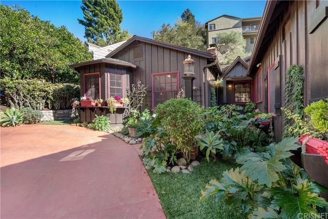 $1,222,000 | 3236 Benda Street, Hollywood Hills East, CA 90068