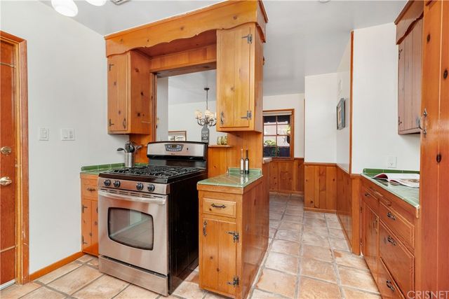 $1,222,000 | 3236 Benda Street, Hollywood Hills East, CA 90068