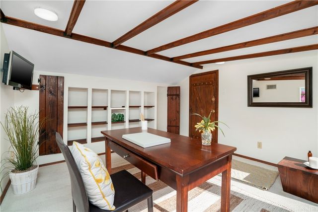 $1,222,000 | 3236 Benda Street, Hollywood Hills East, CA 90068