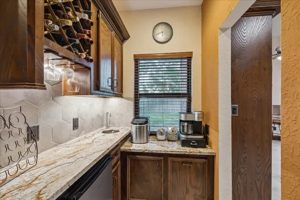 $420,000 | 608 Westview Terrace Drive, Sealy, TX 77474