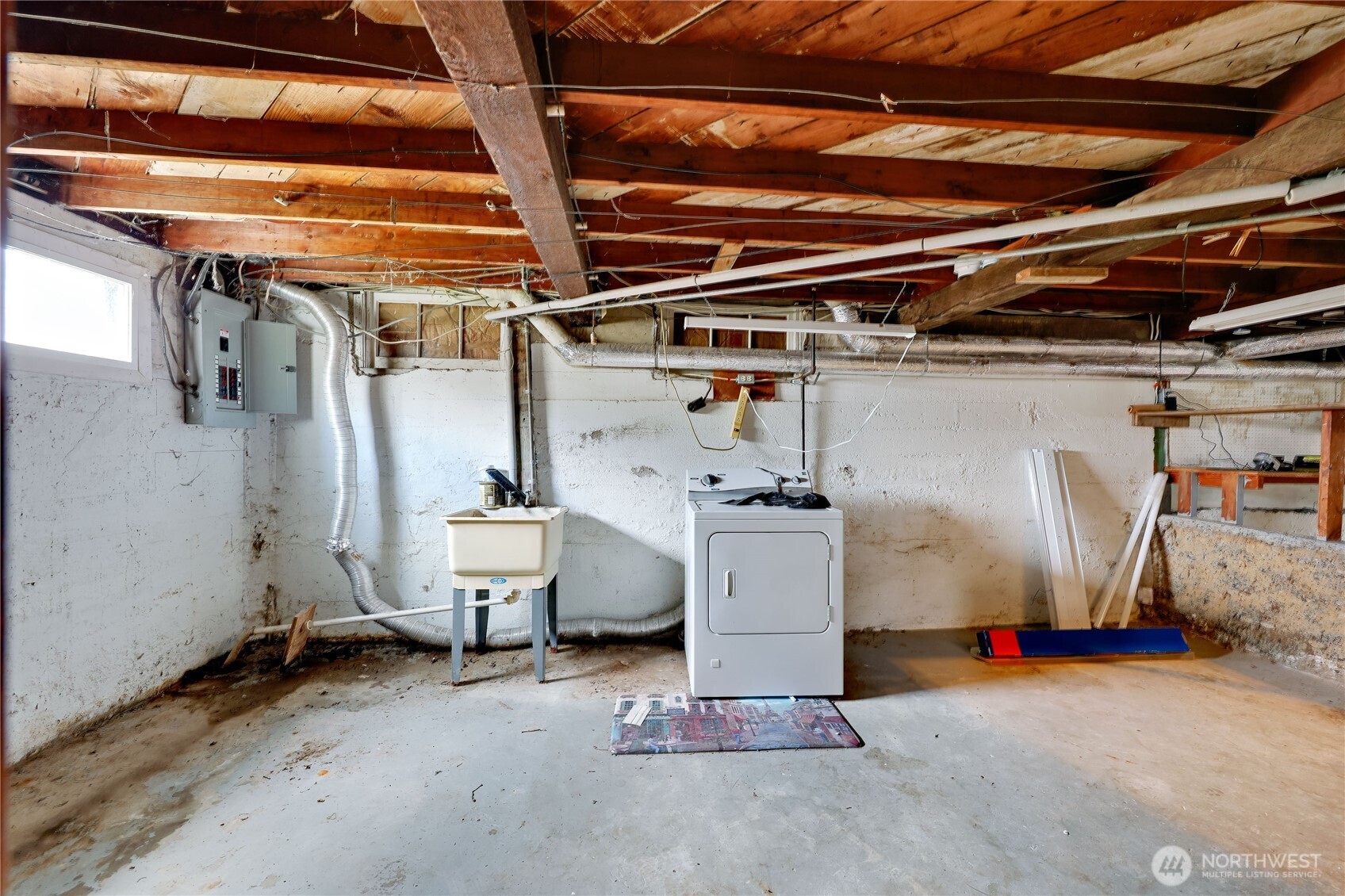 514 Shore Drive Bremerton, WA 98310 - Photo 33 of 40 a view of storage and utility room