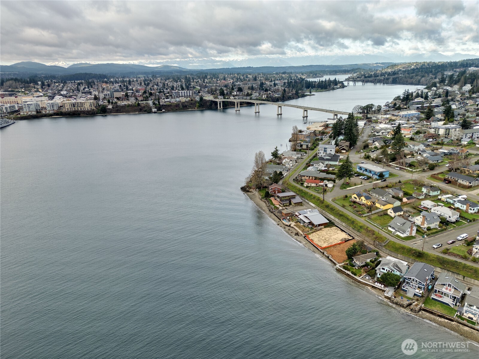 514 Shore Drive Bremerton, WA 98310 - Photo 38 of 40 an aerial view of a city