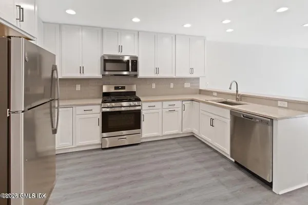 $7,400 | 4 Orchard Street, Unit M, Cos Cob, CT 06807