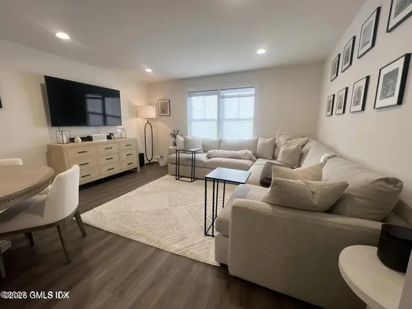 $7,400 | 4 Orchard Street, Unit M, Cos Cob, CT 06807