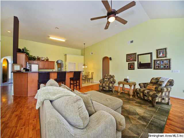 150 Village Lane Pelham, AL 35124 - Photo 8 of 25