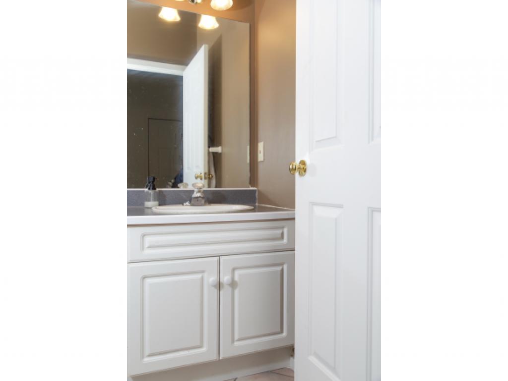 2 Larch Road, Unit 2 South Burlington, VT 05403 - Photo 14 of 30 Gallery Image 14
