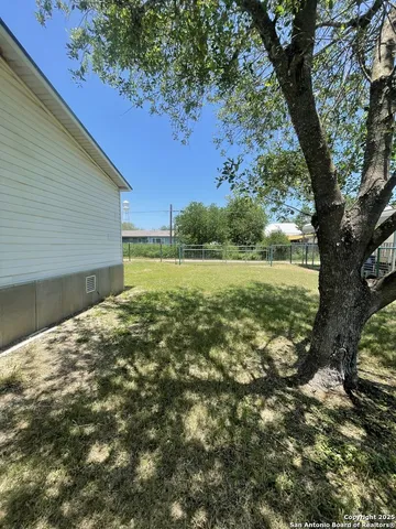 $240,000 | 207 South Edwards, Charlotte, TX 78011