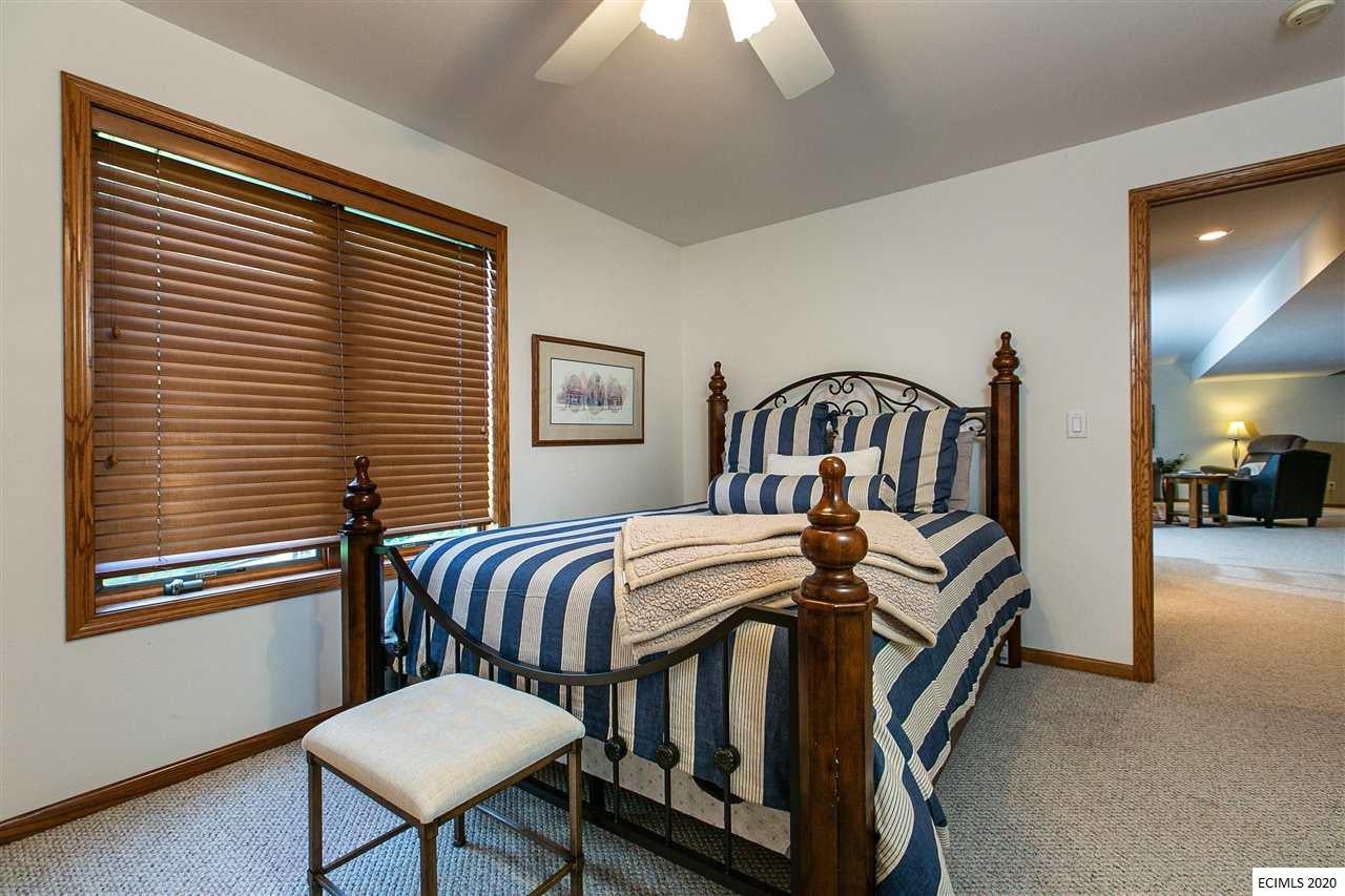 2333 Antler Ridge Drive Dubuque, IA 52002 - Photo 38 of 43 Gallery Image 38