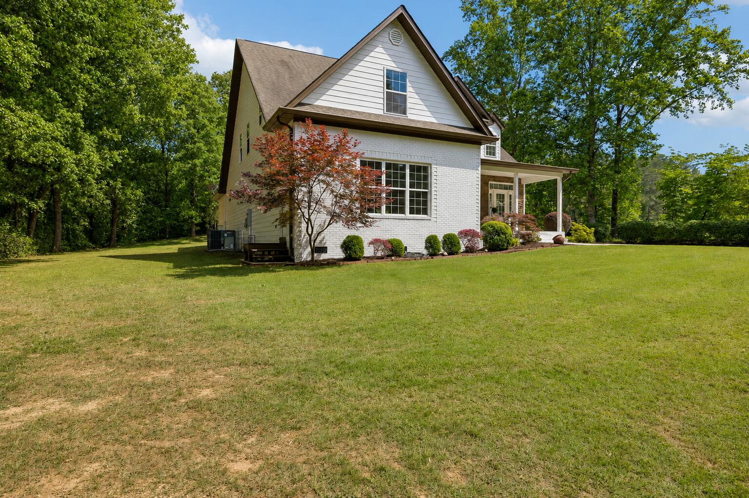 10514 East Brainerd Road Apison, TN 37302 - Photo 3 of 75 EB Side of Home