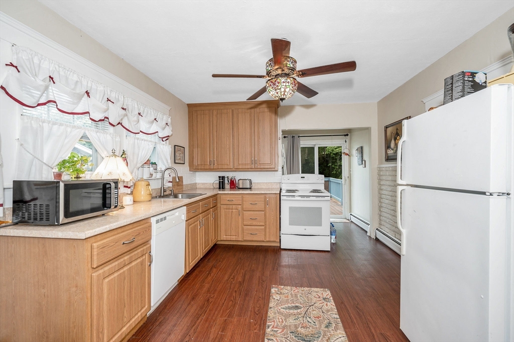 23 Intervale Avenue Saugus, MA 01906 - Photo 13 of 30